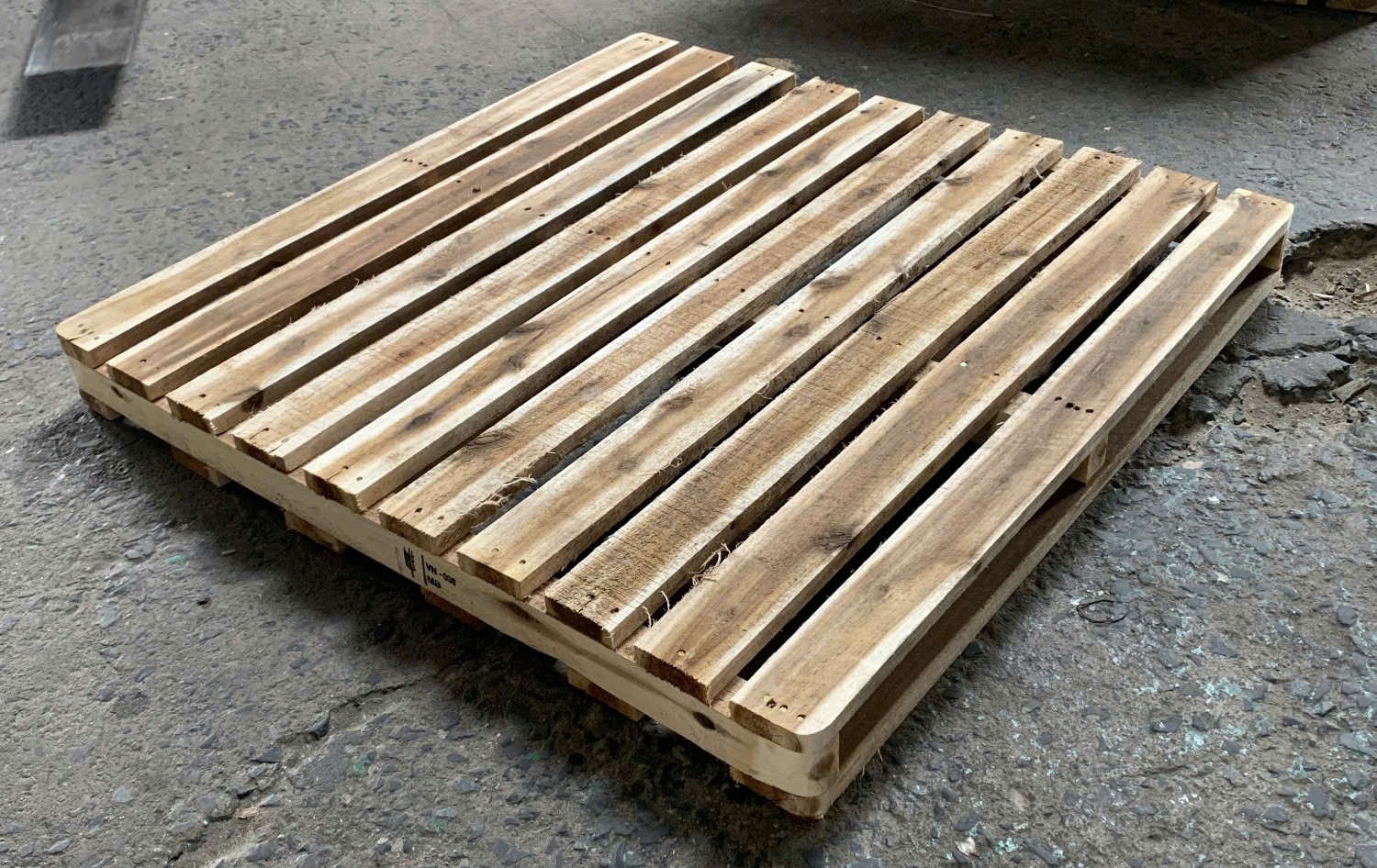 pallet gỗ mới 1000x1000